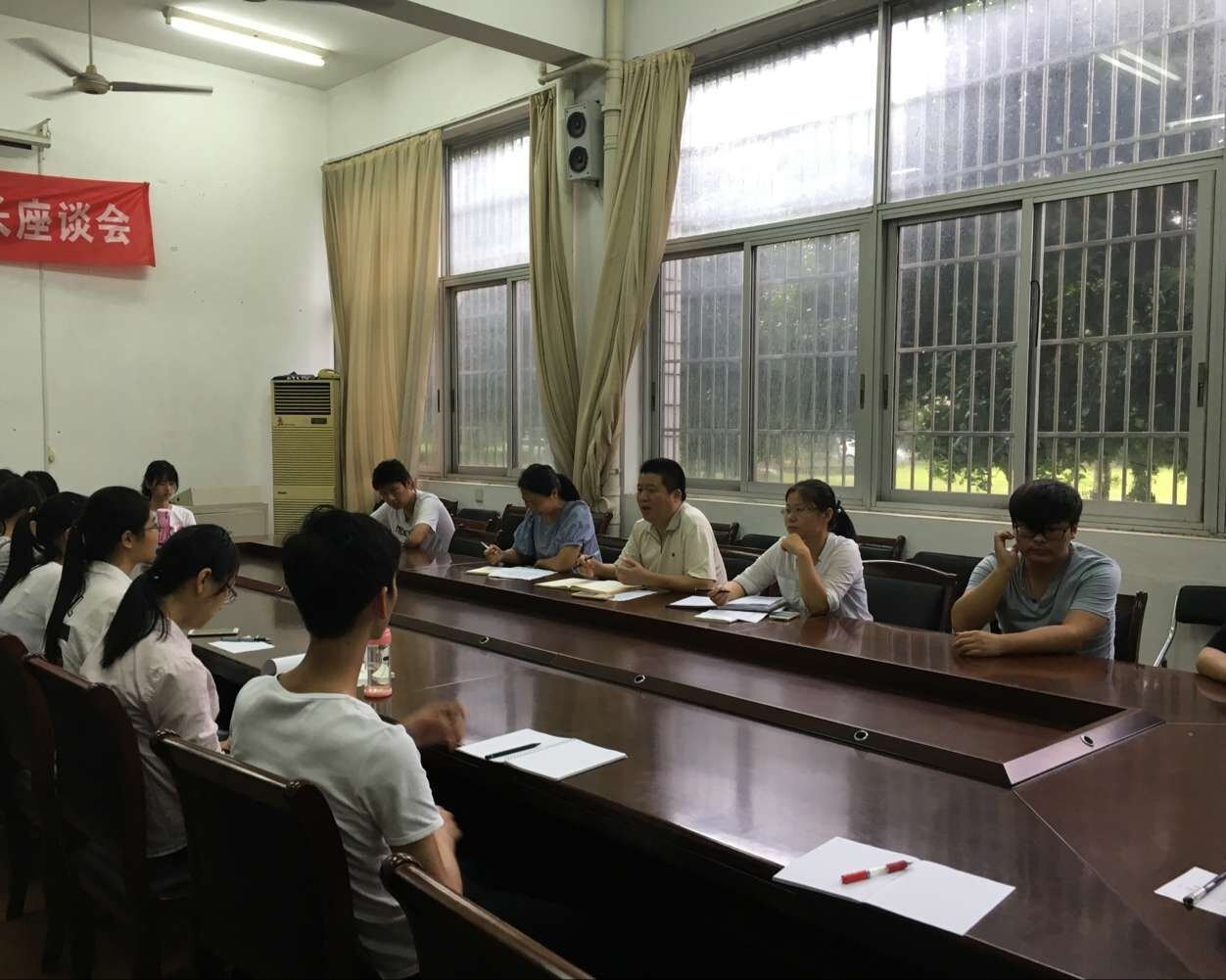 黑白体育