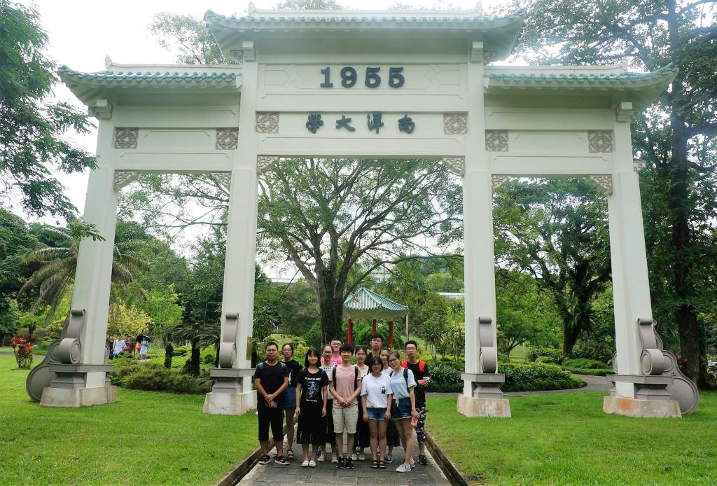 黑白体育
